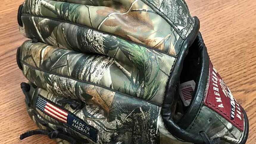 Baseball Mitt Camo SM