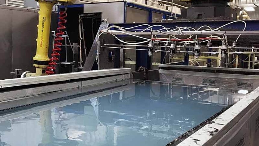 Process Tank and Robot crop