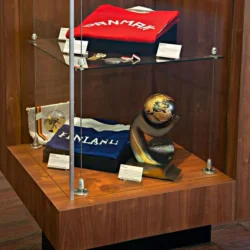 Ag shelving displays 11