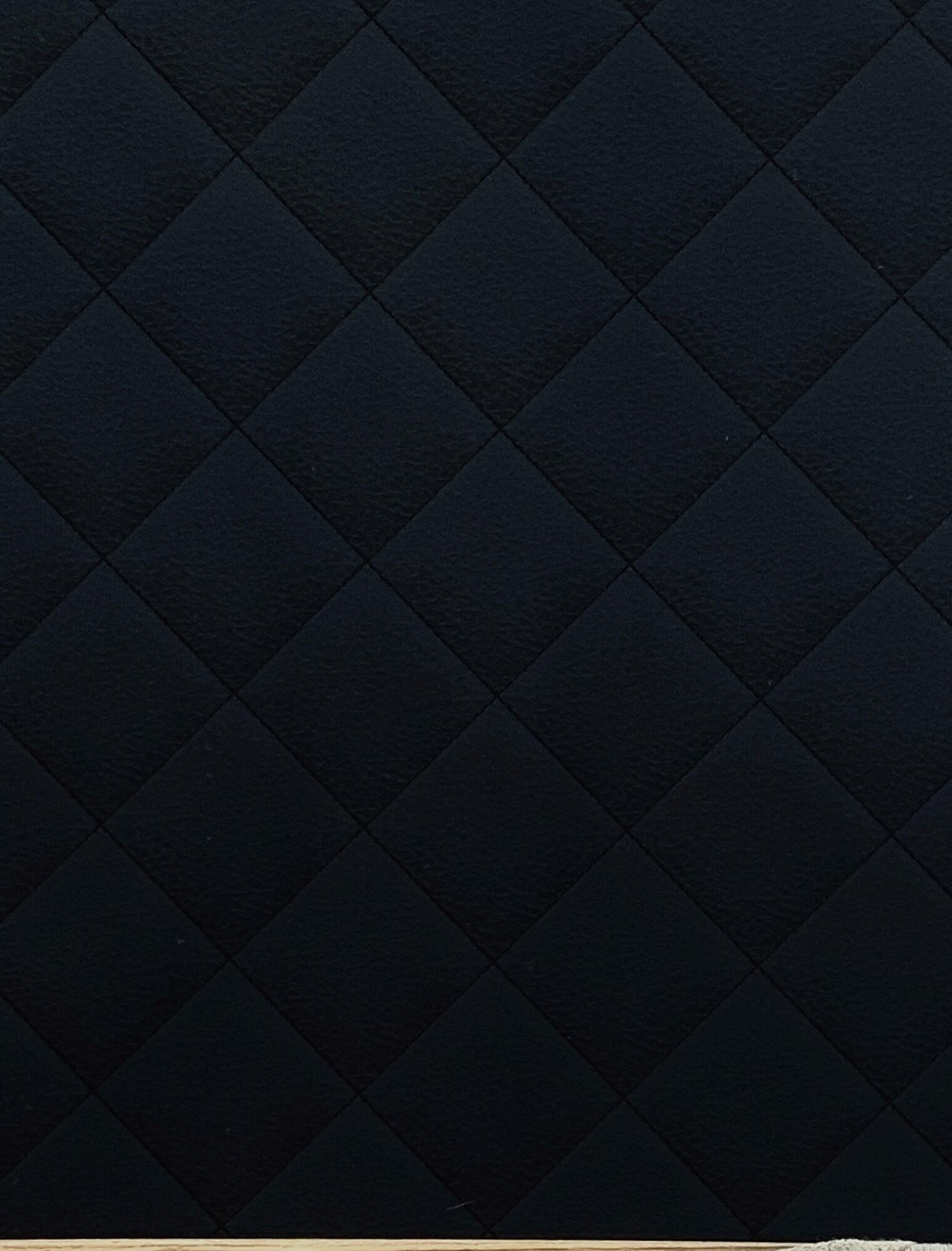 ST 262420 Black20 Quilted20 Leather